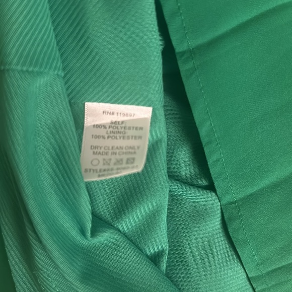 Collective Concepts Green Skirt - Picture 7 of 7